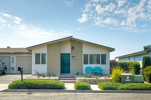 3643 N Way Photo 1