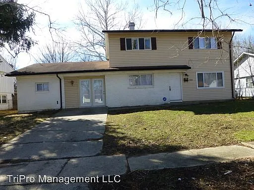 3886 Esquire Pl photo 1