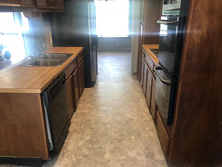 3101 Laguna Dr — Photo 20