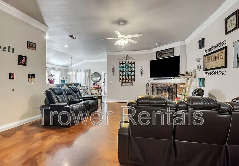 9915 Rainbow Dr — Photo 19