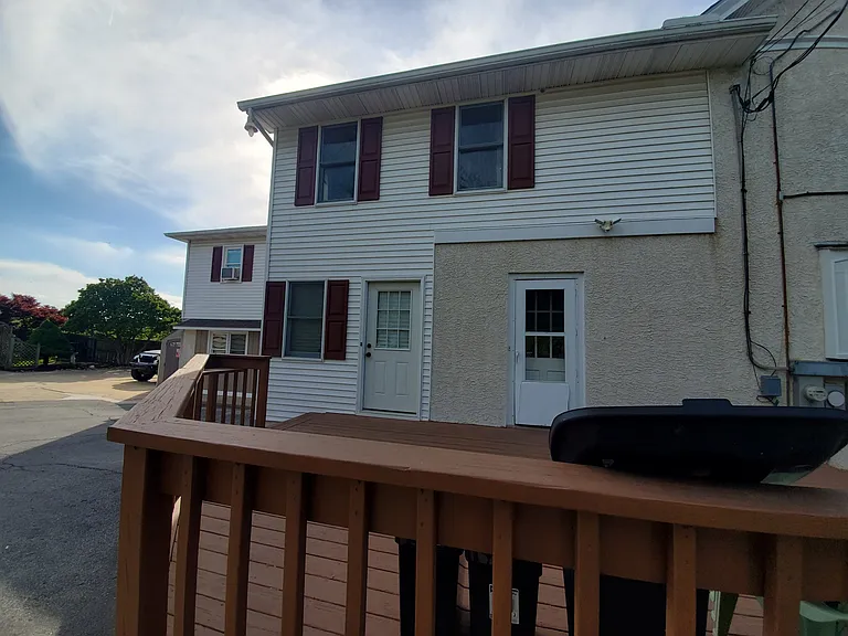 8828 Gap Newport Pike #B — Photo 2