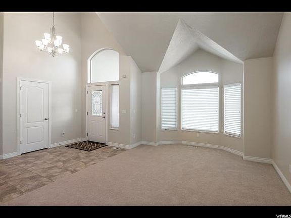 2nd image of 3011 W Chalk Creek Way