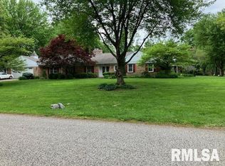 2106 Huntleigh Rd, Leland Grove, IL 62704