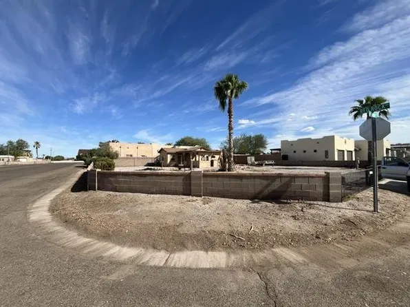 11721 Laguna St, Wellton, AZ 85356