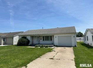 3404 S 6th St, Southern View, IL 62703