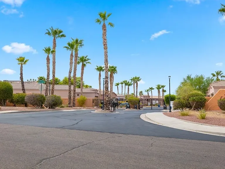 1085 Desert Marigold Cir — Photo 12