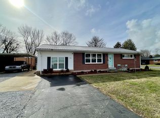 209 Jackson St, Lawrenceburg, TN 38464