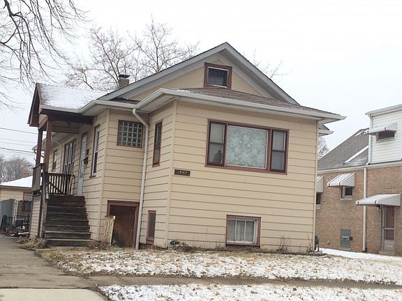 3rd image of 3948 Elmwood Ave