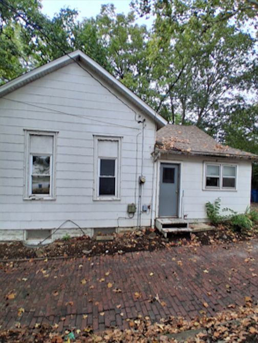 1st image of 718 Harrison St