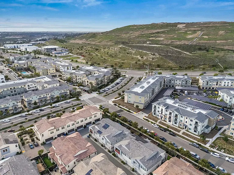 2028 Avenida Andanza — Photo 40