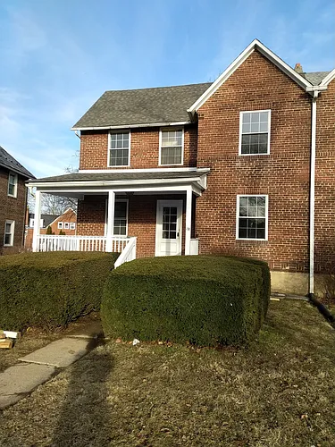 1138 Arcadia St Photo 1