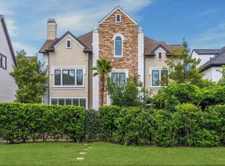 37 Hackberry Ln, Houston, TX 77027