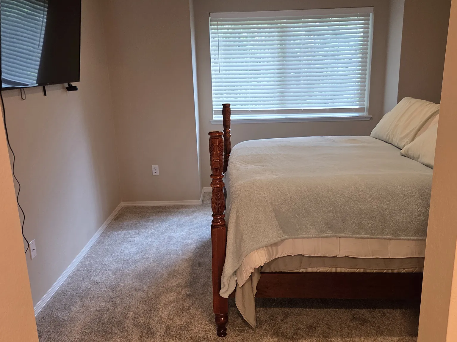 1 bed, 761 sqft, $1,300 — Photo 1
