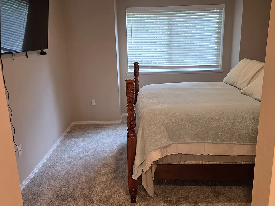 15433 Country Club Dr