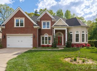 2549 Harlington Ln, Charlotte, NC 28270