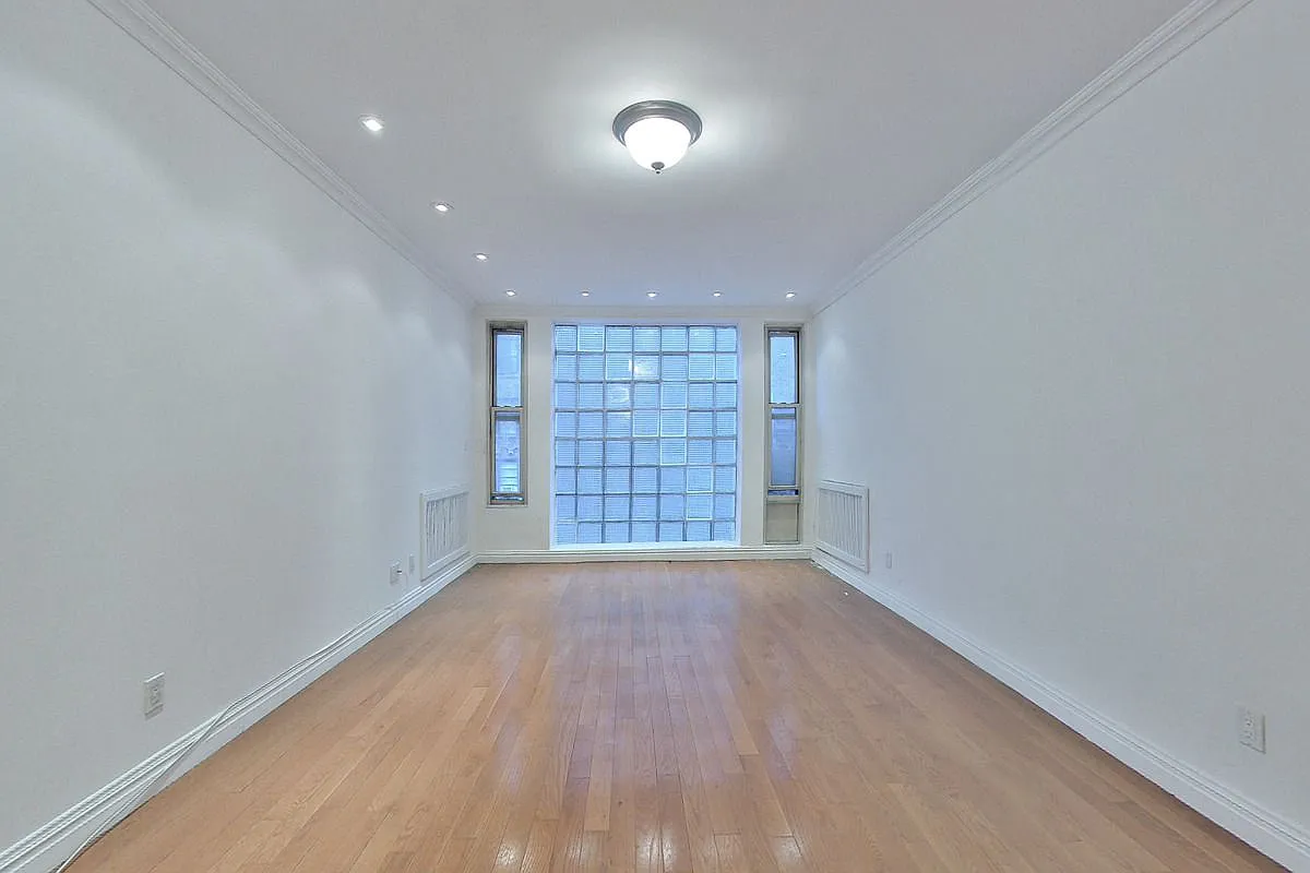 330 East 58th Street 3C