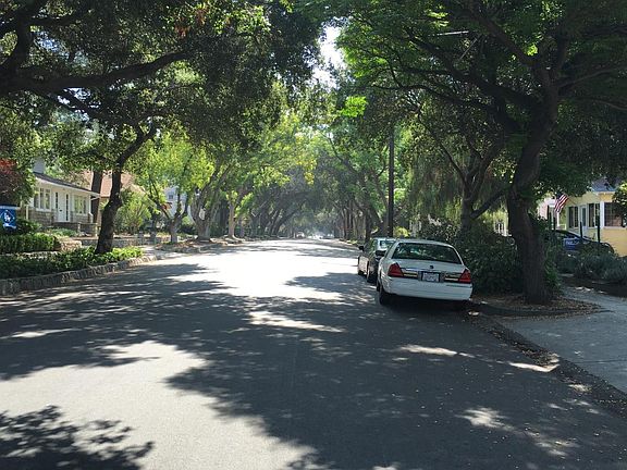 2nd image of 360 W 6th St