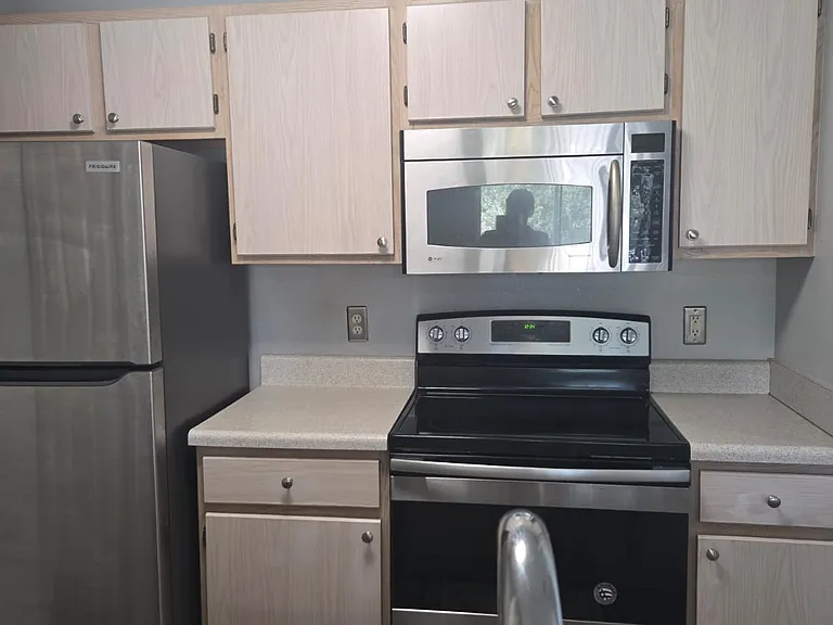 5467 Vineland Rd #6214 — Photo 8