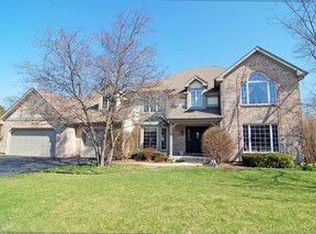 2706 Royal Kings Ct, St Charles, IL 60174