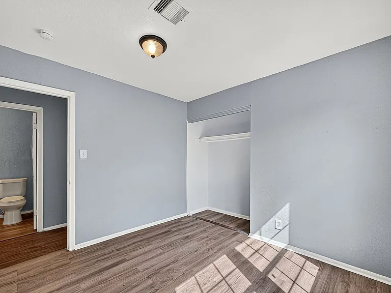 10106 Sierra Dr — Photo 16