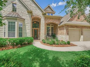 46 N Scribewood Cir, The Woodlands, TX 77382