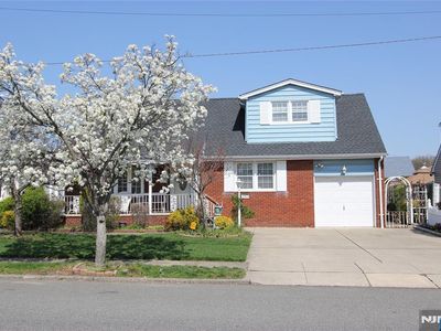 183 Lee Street, Elmwood Park, NJ, 07407