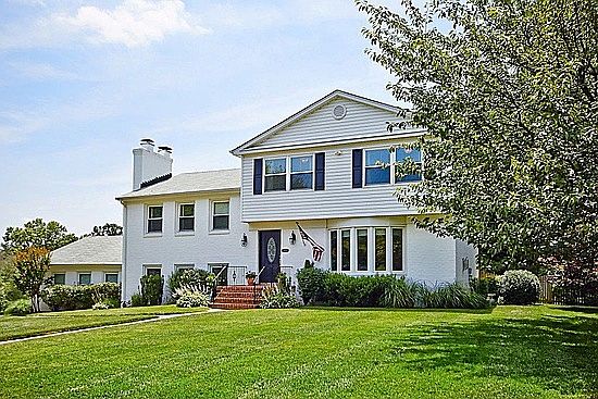 2nd image of 7901 Birnam Wood Dr