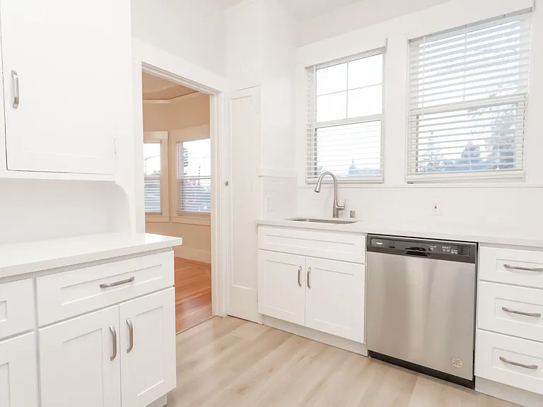 4306 Park Blvd — Photo 5