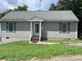 527 Spruce St, Vinton, VA