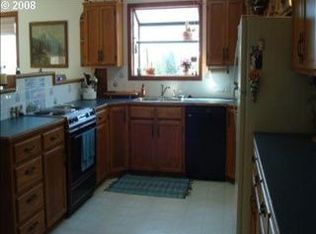 2362 Western Dr, Coquille, OR 97423