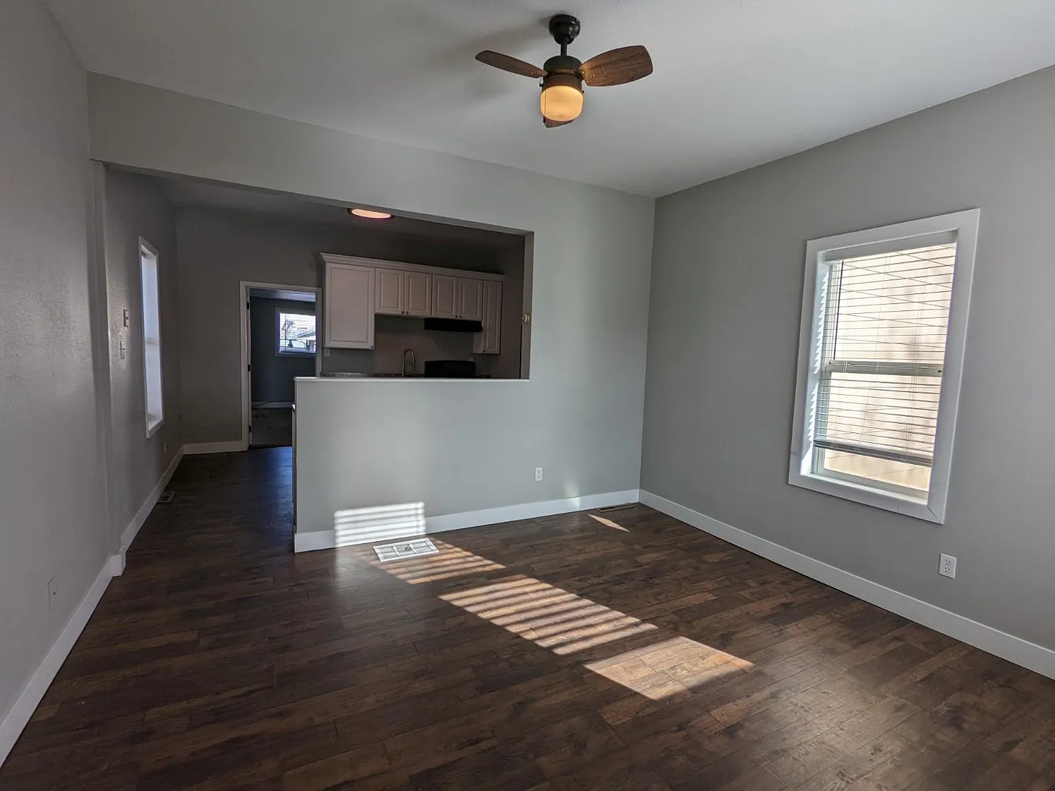 2 bed, 950 sqft, $1,150 — Photo 4