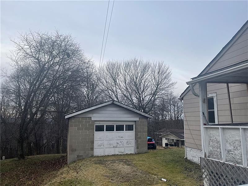 1905 White Cloud Rd, Leechburg, PA 15656 Zillow
