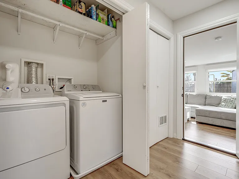 9483 Pennywood Rd — Photo 20