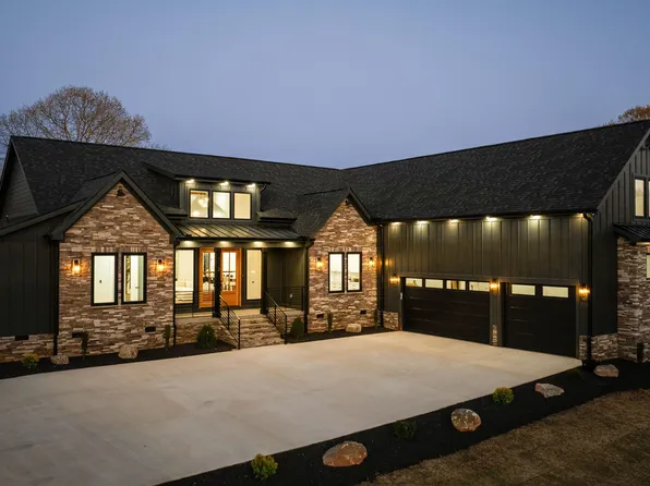 112 Marseille Dr, Simpsonville, SC 29680