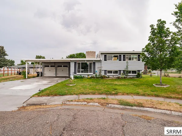 205 Jefferson St, Blackfoot, ID 83221