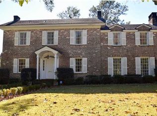 1911 Old Shell Rd, Mobile, AL 36607