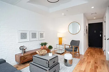 Sold by The InHouse Group