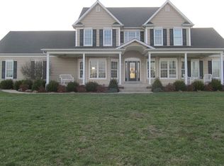 200 Welch Farms Dr, Bardstown, KY 40004