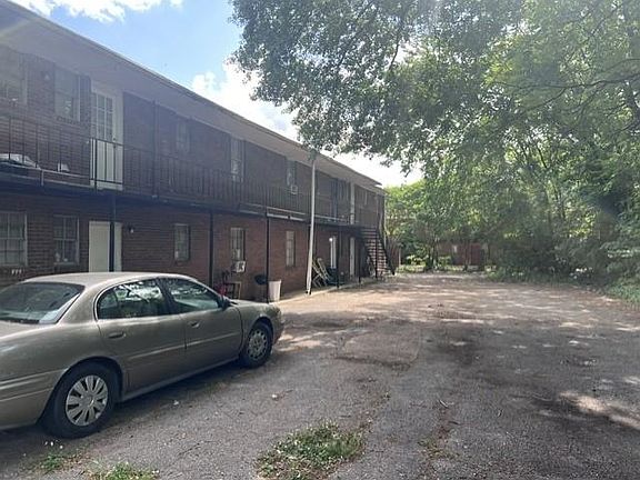 3rd image of 261 Keel Ave