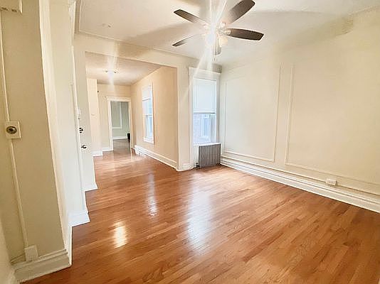 5th image of 30-24 42nd St #3L