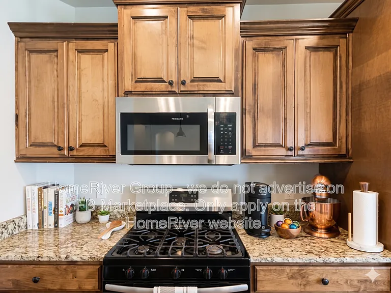 1354 N Taylor Way — Photo 9