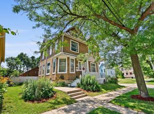 127 E Reservoir Ave, Milwaukee, WI 53212