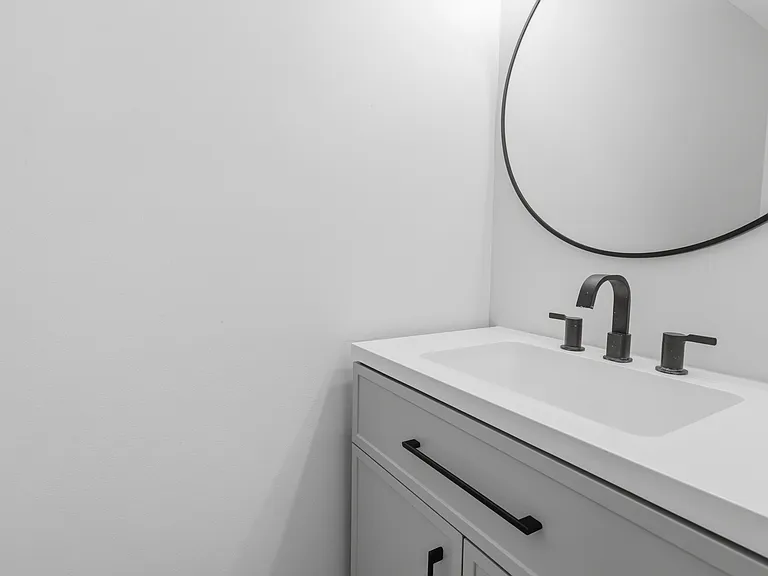 321 W 12th Ave — Photo 26