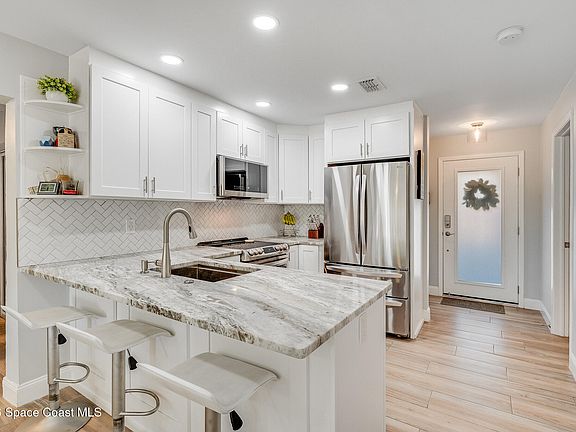 2nd image of 3210 Sand Dunes Ct