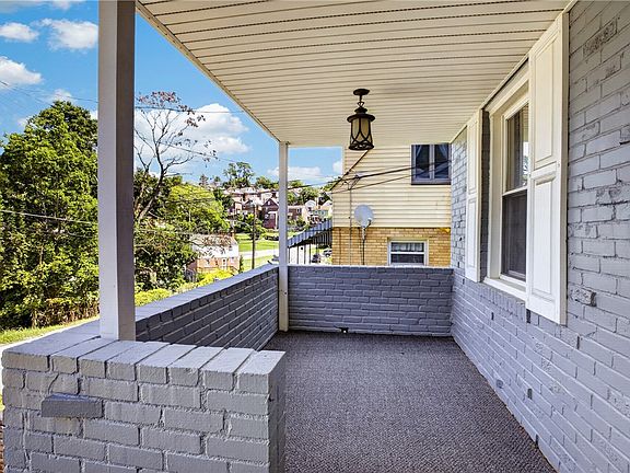 4th image of 307 Outlook St