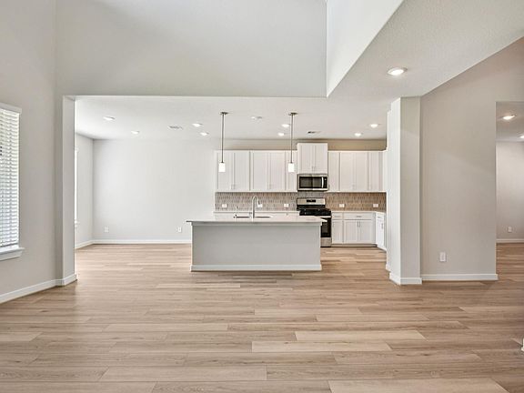 4th image of 2843 Dark Lantern Ln