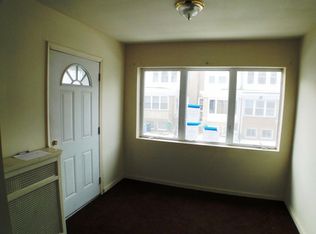 4721 Loring St, Philadelphia, PA 19136