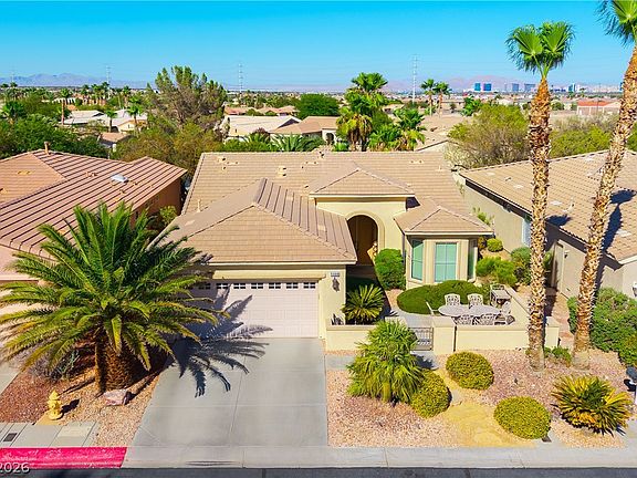 3rd image of 5068 Rivedro St