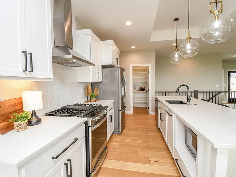 1520 N Marlowe Ave — Photo 9