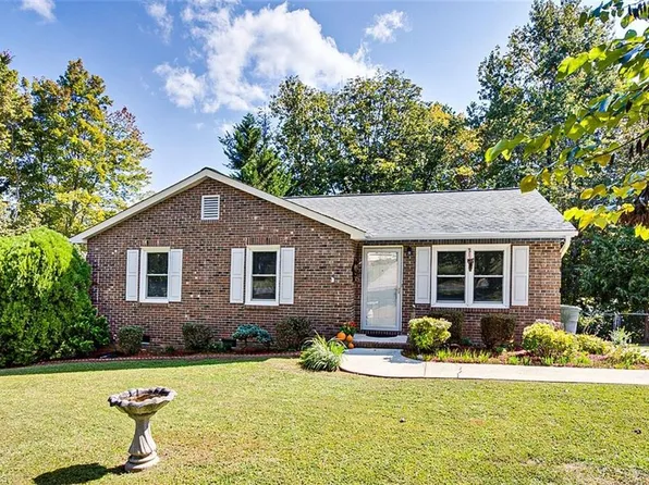 934 Bay Leaf Ct, Asheboro, NC 27203